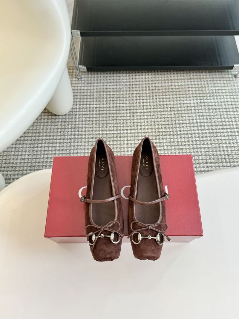 Gucci Flat Shoes